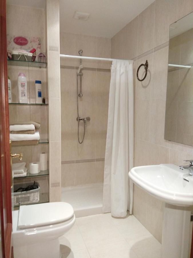 Rias Baixas En Ribeira Piso Centrico Con Parking Y Wifi Apartment Bagian luar foto